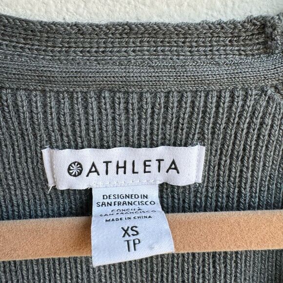 Athleta Women's Gray Merino Wool Blend Hanover V-Neck Sweater Size XS Relaxed - Picture 5 of 7